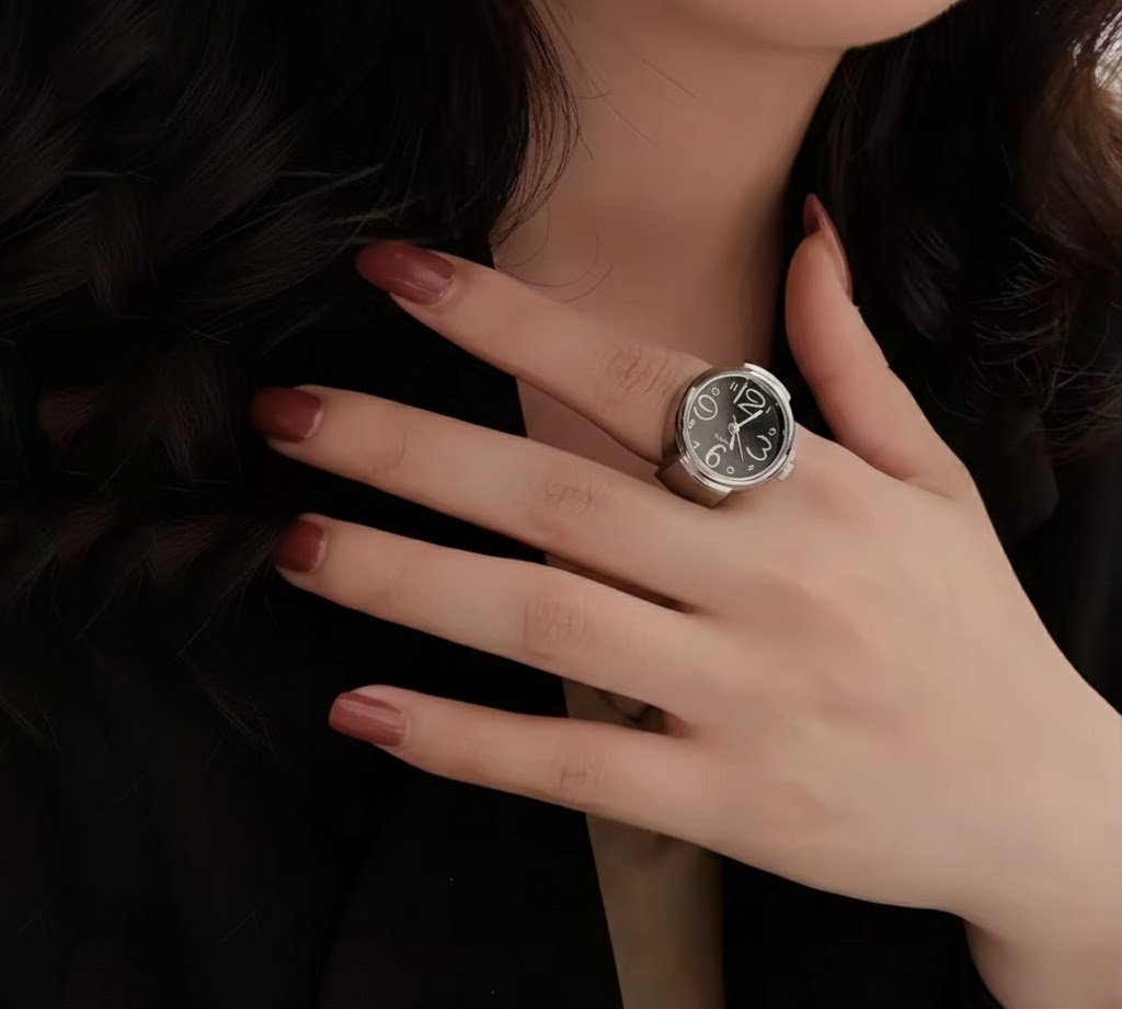 Elegant Quartz Finger Ring - view 3