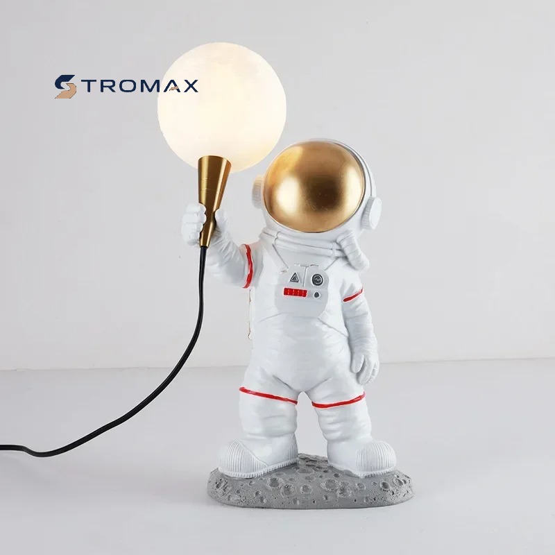 Astronaut wall lamp